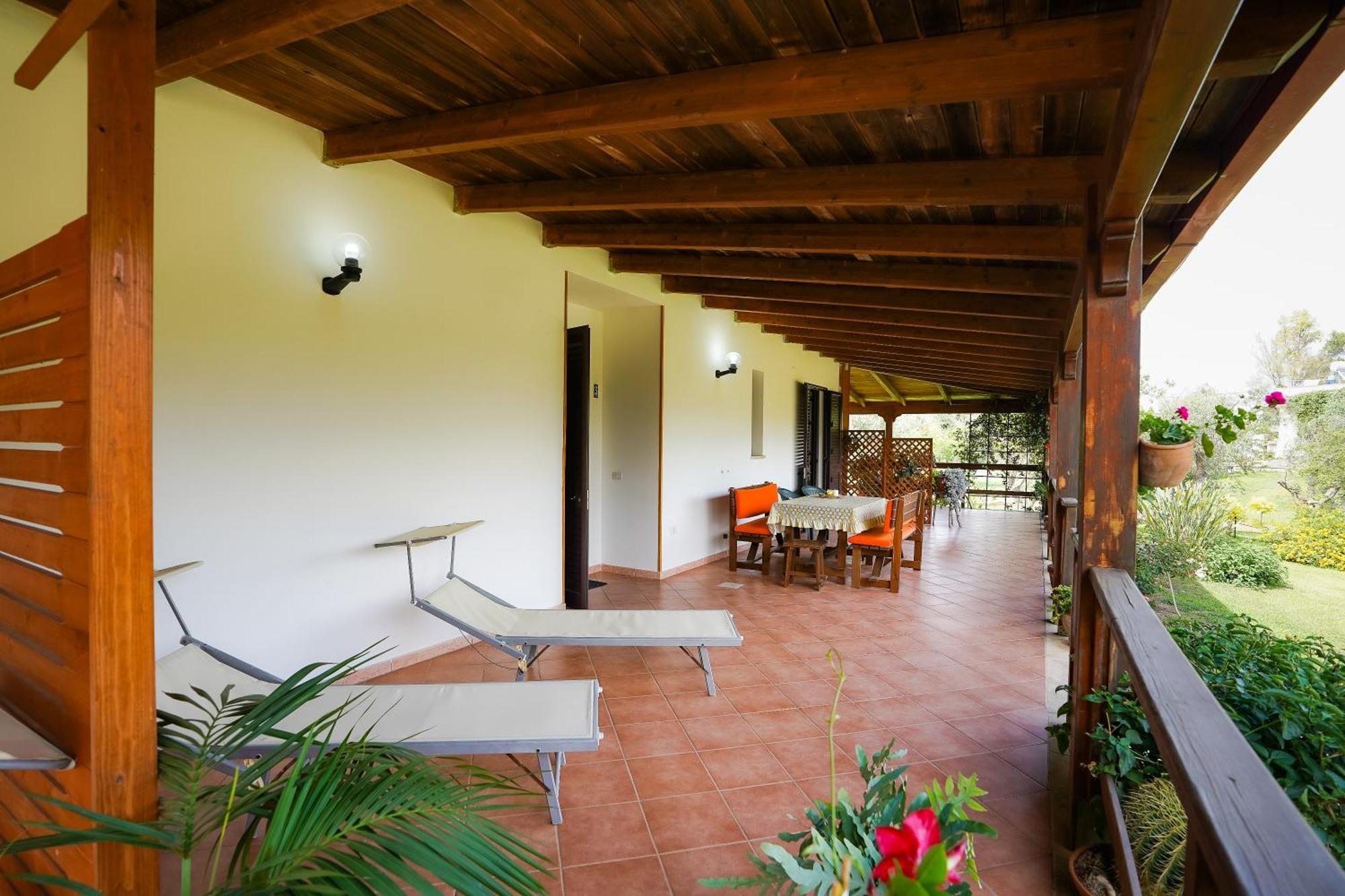 Casa Vacanza Russo Fernando Alimini Exterior photo