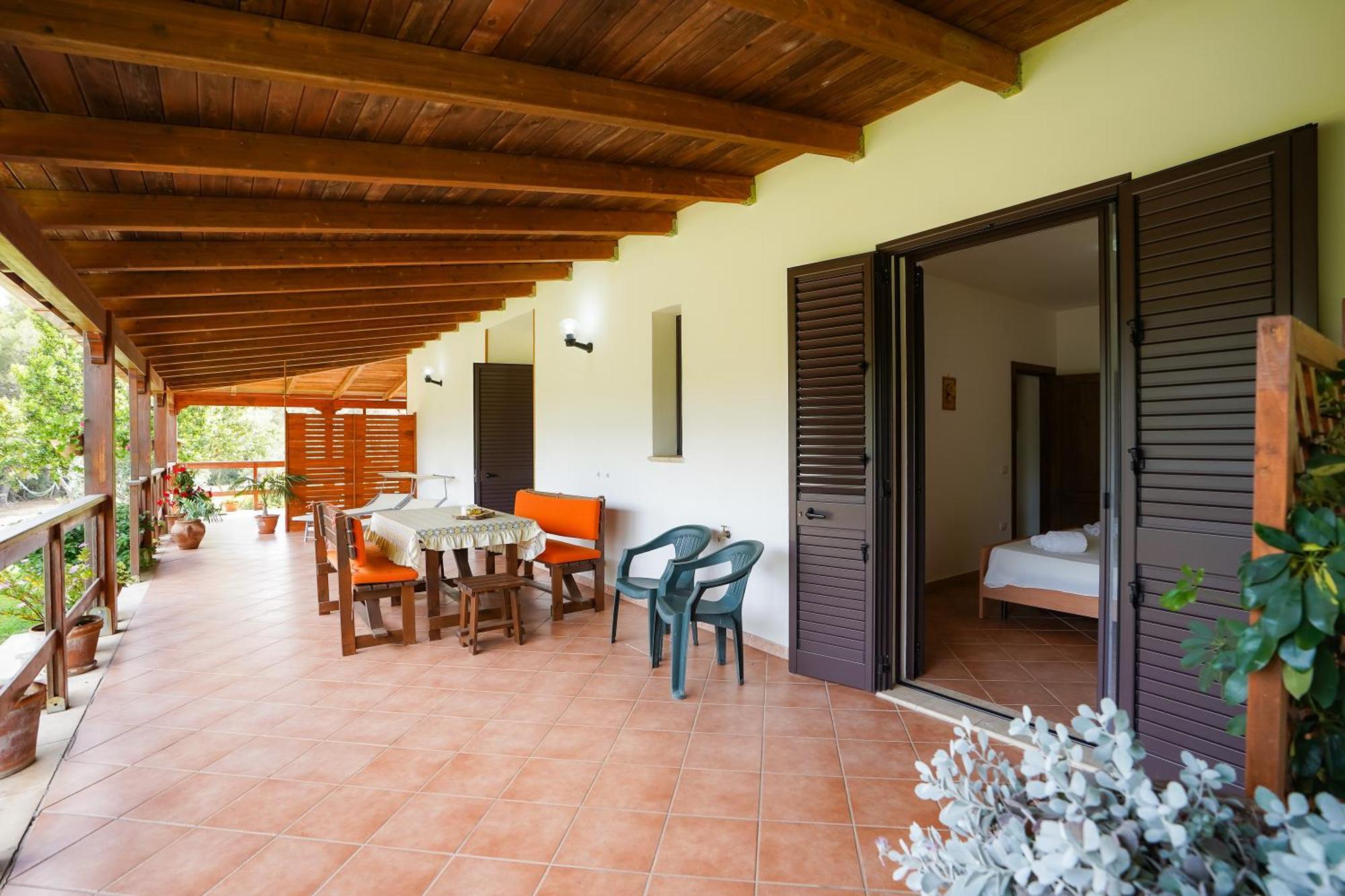Casa Vacanza Russo Fernando Alimini Exterior photo