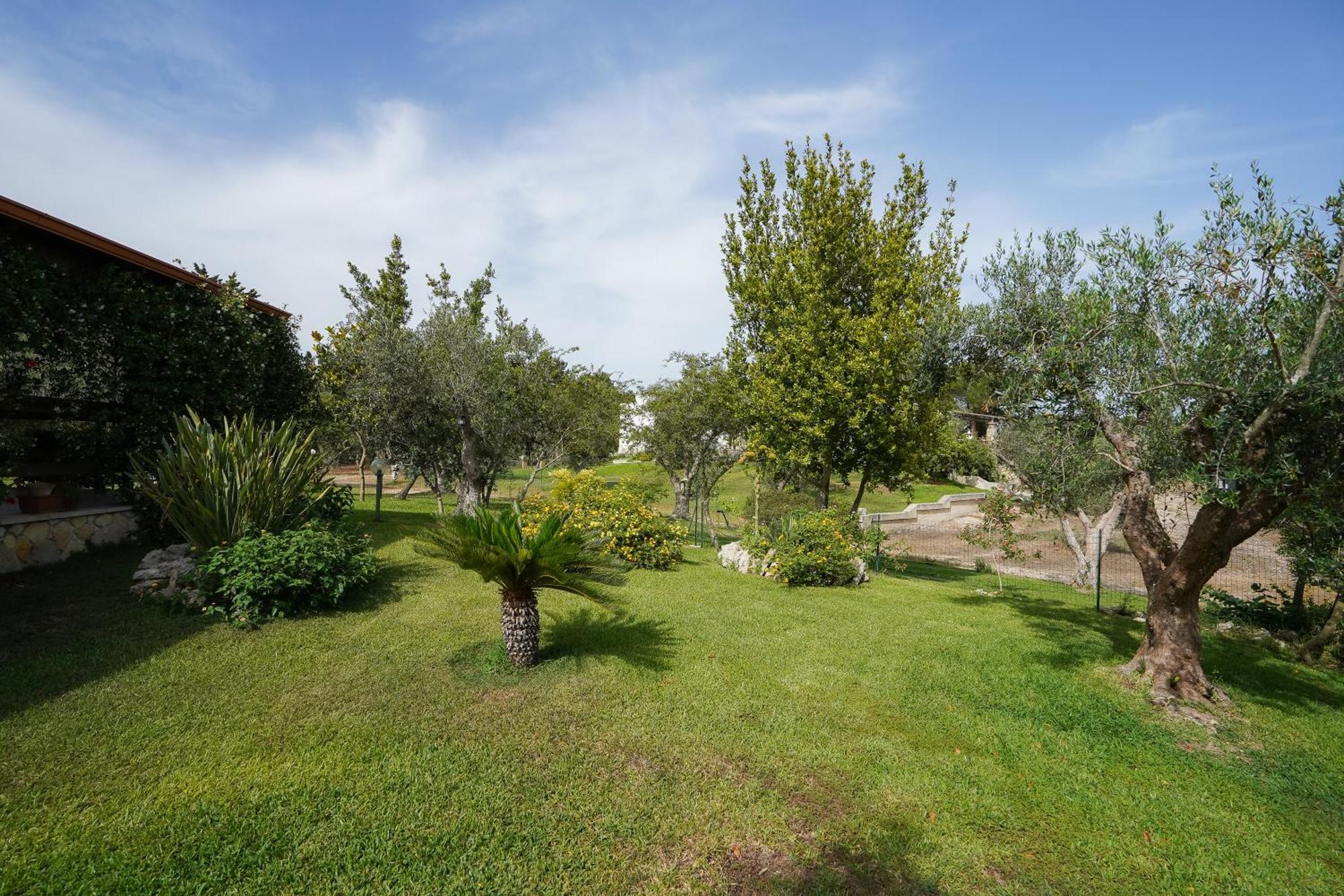 Casa Vacanza Russo Fernando Alimini Exterior photo