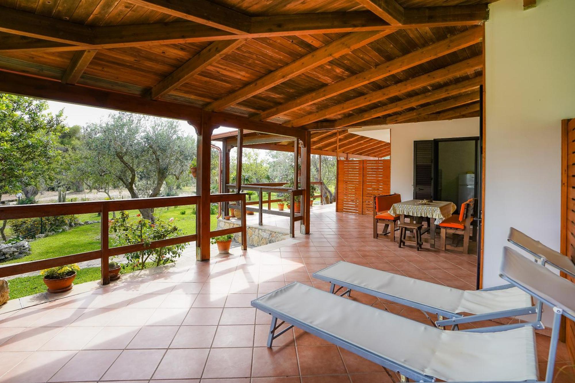 Casa Vacanza Russo Fernando Alimini Exterior photo